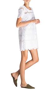 Kleider eignen sich natürlich auch perfekt als urlaubsmode, wenn es zum baden an den strand gehen soll. Strandhochzeit Outfits Fur Die Hochzeit Am Meer Breuninger