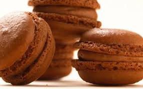 Hazelnut And Chocolate Macaroon Callebaut Chocolate Chocolate Recipes Chocolate Macaron Macaroon Recipes