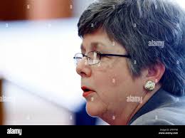 Frances Turnage, a vice-president with Mississippi Power, a south  Mississippi power company, discusses the electric power company's approach  to the state's fuel adjustment policy during a public hearing in Jackson,  Miss., Thursday,