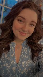 Okay, I guess I'll post instead of waiting for friends to magically appear  in my life 🙃 Hey girlies, I'm Sydney! I'm 34 and have an almost 4 year old  daughter. Still