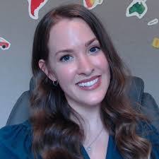 Amy Hare's Instagram, Twitter & Facebook