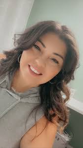 Rebecca Chambliss's Instagram, Twitter & Facebook