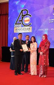 Gelaran raja perempuan perak adalah gelaran bagi permaisuri sultan perak yang berdarah diraja. Photo Gallery Category Sesi 4 Image Sesi 4