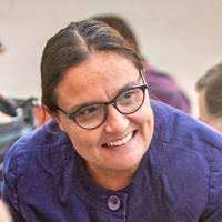 Tapping into a vein of frustration, Martinez Johnson seeks seat again