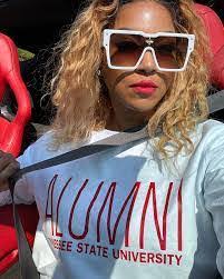 Jackie Bumpus's Instagram, Twitter & Facebook