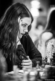 dzzle7wx0amxy98 jpg 819 1200 chess queen chess game photoshoot