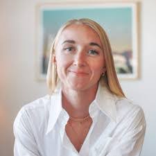 Katie Mcelligott's Instagram, Twitter & Facebook