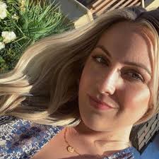 Riley Perez (@rileyyperezz)