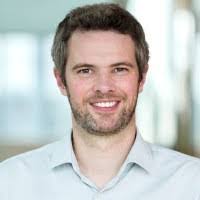 Kim Matthias's Instagram, Twitter & Facebook