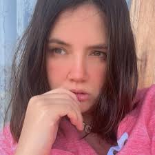 Valeria Torres Vaca (@dayanara_tv)