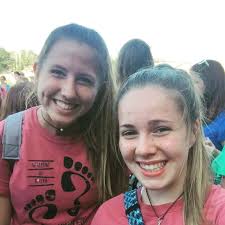 Beth Bayless (@bethiebayless) · Fotos y reels de Instagram