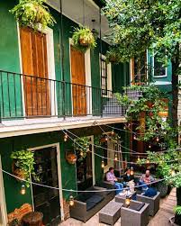16 Of The Best Courtyards To Drink In Nola Edition