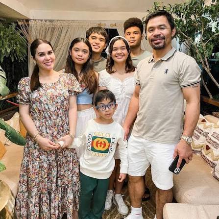 HAPPY NEW YEAR from the PACQUIAO family!