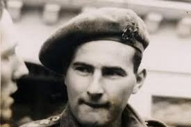 Devenu officier anglais, le jeune Français a signé l'acte de reddition de  la place forte briviste