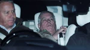 El expríncipe Andrés de Inglaterra queda en libertad tras ser detenido por "conducta indebida en cargo público" en el caso Epstein