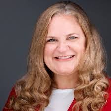 Colleen Mcnaughton's Instagram, Twitter & Facebook