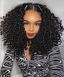 Curly Hairstyles For Prom Natural Curly Hairstyles Youtube Curly Hair Volume Curly Hairstyles Haircut C In 2020 Lockige Frisuren Naturlocken Frisuren Haar Styling