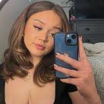 Lynn Dungan's Instagram, Twitter & Facebook