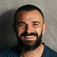 300+ "Bienenfeld" profiles