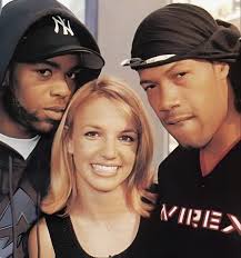 Method Man & Redman with Britney in 90s 👀