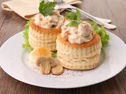Bouchees A La Reine Restes De Volaille Recette De Bouchees A La Reine Restes De Volaille Marmiton