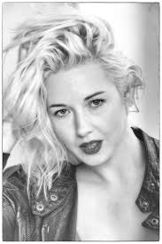 Em Theresa :: Behance