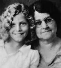 Ava Gardner and her mother Mary Elizabeth Gardner