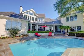 Wilmington Home For Sale Landfall Listing Courtesy Of Intracoastal Realty Corp Real Estate Real Estate Marketing House Styles