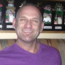 Michael Dille's Instagram, Twitter & Facebook