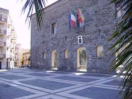 Randazzo is the nearest town to the summit of etna: Comune Della Sicilia Comune Di Randazzo Typical Sicily