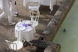 See more ideas about folding chair, diner en blanc, white folding chairs. Strangeness And Charms Impressions Le Diner En Blanc Baden Baden 17