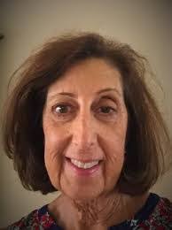 Roberta Gerlach's Instagram, Twitter & Facebook