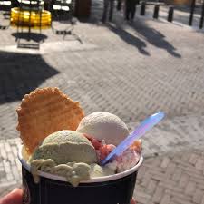 Twee in enschede en één vestiging in hengelo. Van Der Poel Ice Cream Shop In Enschede