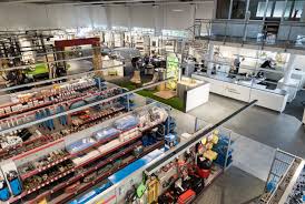 Neue Fliesen Ausstellungen An Drei Raab Karcher Standorten 1200grad Com Informationen Aus Der Keramik Und Zubehor Branche
