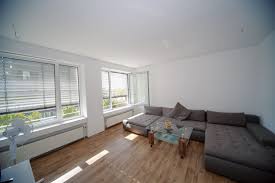 Die mietpreise in rüsselsheim liegen aktuell bei durchschnittlich 9,28 €/m². 3 Zimmer Wohnung Zu Vermieten 65428 Russelsheim Mapio Net