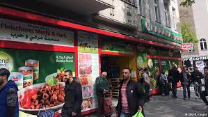 Check spelling or type a new query. Berlin Neukolln Lageso Bamf Fluchtlinge Zeigen Ihr Berlin Deutschland Dw 08 05 2016