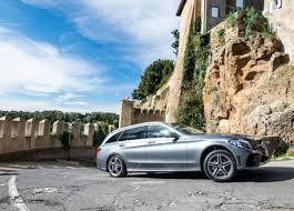 Forte Di Numerose Modifiche Classe C Affronta Il Suo Quinto Anno Di Produzione Confermandosi La Serie Mercedes Benz Di Maggi Mercedes Mercedes Benz Evoluzione