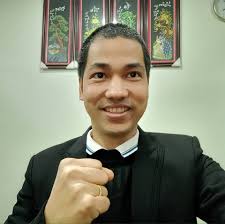 Some of the biggest challenges in relationships come from the fact that  most people enter a relationship in order to get something: they're trying  to find someone who's going to make them