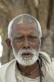 File:Old man, Bihar, India.jpg - Wikimedia Commons