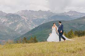 Colorado wedding photographer specializing in outdoor photography for adventurous couples. Our Best Colorado Mountain Wedding Photos Denver Wedding Photographers Elevate Blogdenver Wedding Photographers Elevate Blog