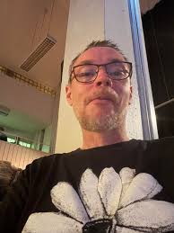 Representing at an XTC and Gentle Giant tribute gig. Did I get a  recognition? Silly question!