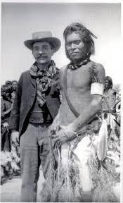 The Epistemic Advantage of Self-Analysis for Cultural-Historical Insights:  The variants of Warburg's manuscripts