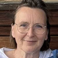 Sandra Hruby's Instagram, Twitter & Facebook