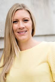 Amazon.com: Maggie Mullen LCSW: books, biography, latest update