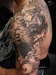 That's because the rock, starring as maui in that movie, is also sporting a tattoo similar to this one! 145 Jaw Dropping Shoulder Tattoos For Your Next Design