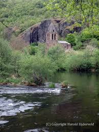 Latin elaver, river, central france, that joins the loire river 4 miles (6 km) west of nevers after a course of 255 miles (410 km). Packrafting On The Allier River Harolds Hikes