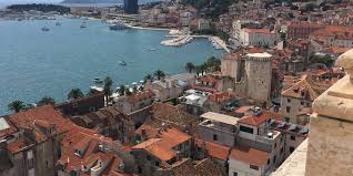Das unesco weltkulturerbe und gleichzeitig die berühmteste sehenswürdigkeit von split ist der. Die 12 Besten Sehenswurdigkeiten In Split 2021 Mit Karte Spartipps