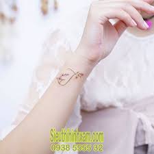 Hiện nay, có nhiều cô nàng đam mê xăm hình nhưng không phải ai có thể xăm ở vị trí dễ nhìn. Tá»•ng Há»£p Nhá»¯ng Hinh XÄƒm Chá»¯ Mini Ä'áº¹p Nháº¥t Cho Ná»¯ Nhá»¯ng Vá»‹ Tri XÄƒm Ä'áº¹p Nháº¥t Cho Ná»¯ Hinh XÄƒm Mini Tattoos XÄƒm