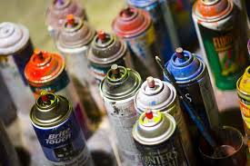aerosol spray paint black ile ilgili görsel sonucu
