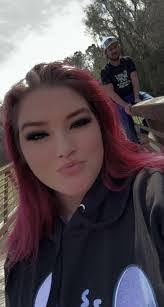 Andrew Singletary's Instagram, Twitter & Facebook